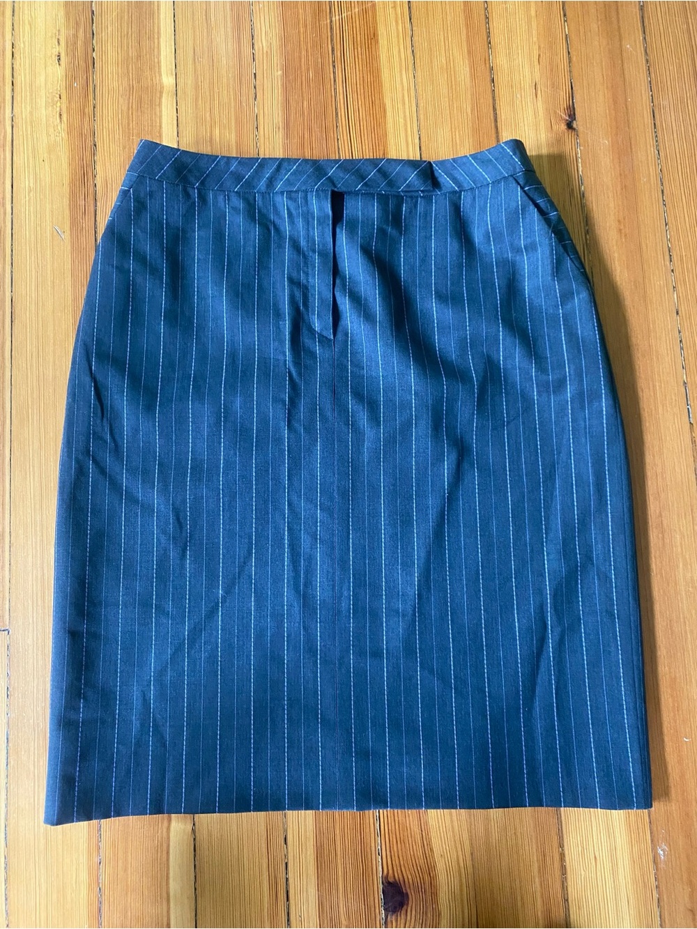 Escada grey Navy Pinstripe pencil skirt 40